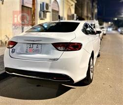 Chrysler 200